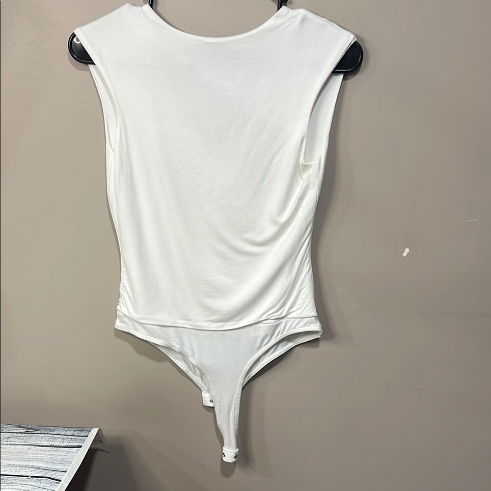 Women's White Sleeveless bodysuit small - Picture 5 of 6